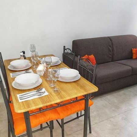 Modern Apartment In Central Bugibba St. Paul's Bay Buitenkant foto